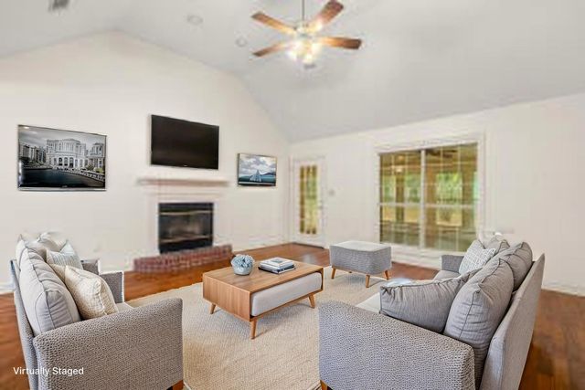 14 Silver Creek, Hattiesburg, MS 39402