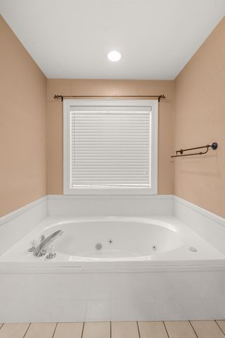 14 Silver Creek, Hattiesburg, MS 39402