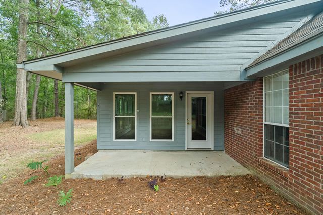 14 Silver Creek, Hattiesburg, MS 39402