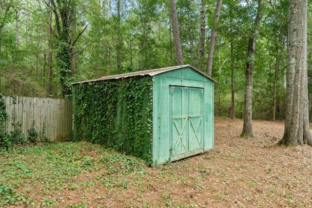 14 Silver Creek, Hattiesburg, MS 39402
