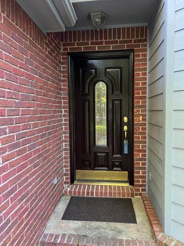 14 Silver Creek, Hattiesburg, MS 39402