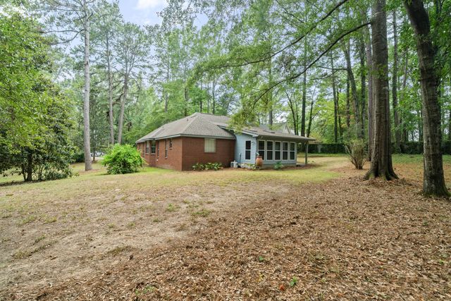 14 Silver Creek, Hattiesburg, MS 39402