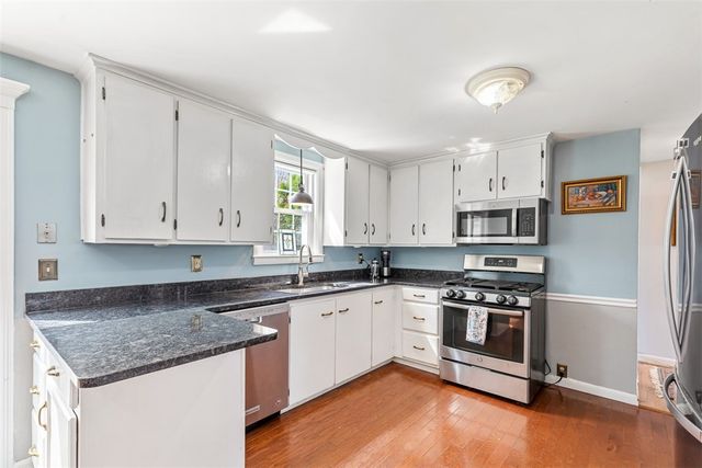 60 Star Street, Warwick, RI 02888