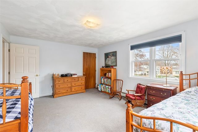 60 Star Street, Warwick, RI 02888