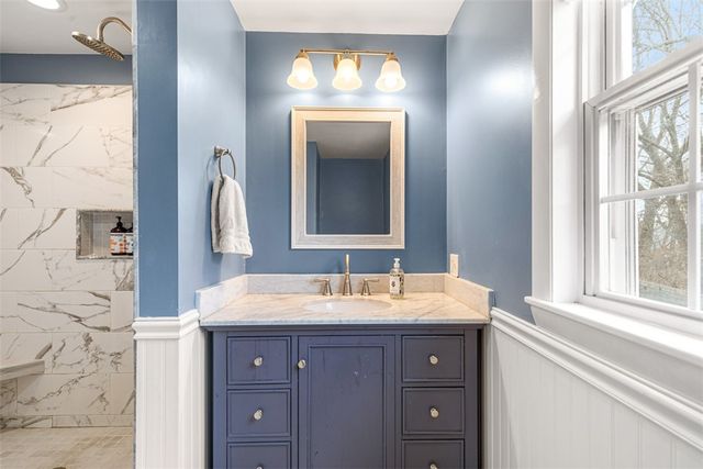 60 Star Street, Warwick, RI 02888