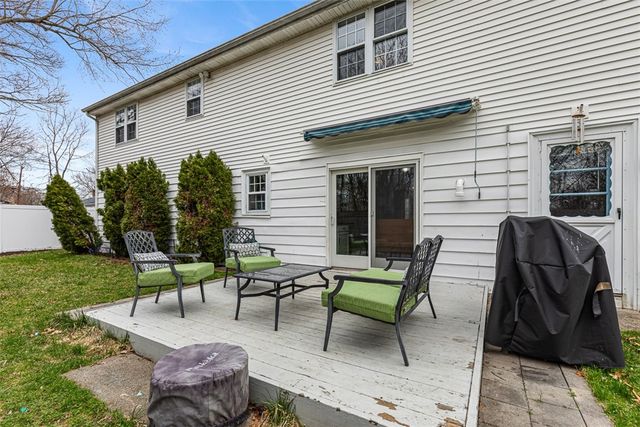 60 Star Street, Warwick, RI 02888