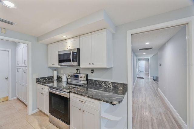5474 KEMKERRY ROAD, Wesley Chapel, FL 33543