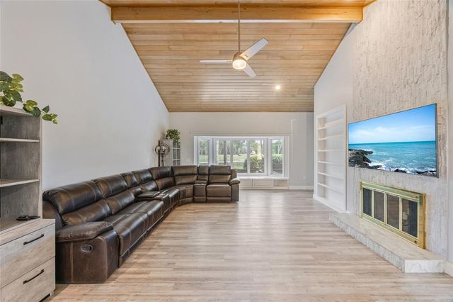 5474 KEMKERRY ROAD, Wesley Chapel, FL 33543