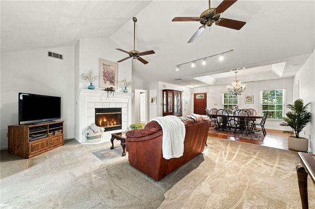 5011 Peach Mountain Circle, Gainesville, GA 30507