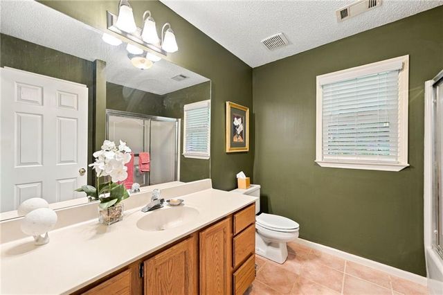 5011 Peach Mountain Circle, Gainesville, GA 30507