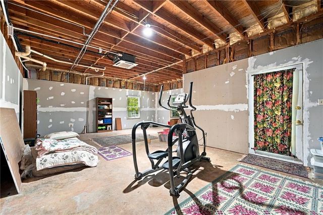5011 Peach Mountain Circle, Gainesville, GA 30507