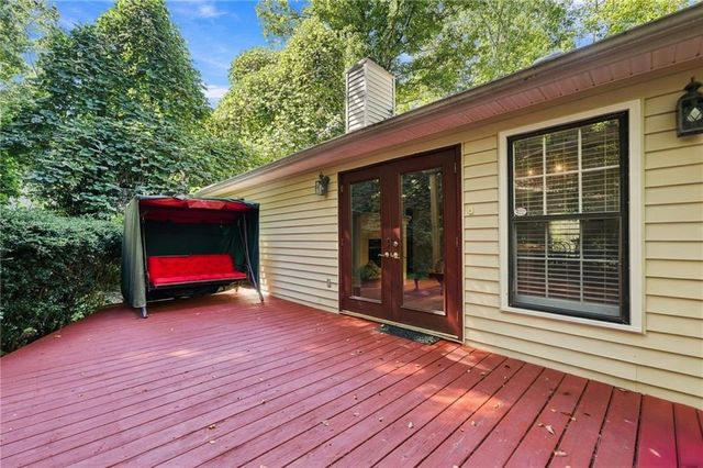 5011 Peach Mountain Circle, Gainesville, GA 30507