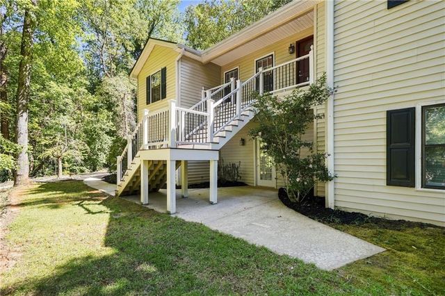 5011 Peach Mountain Circle, Gainesville, GA 30507