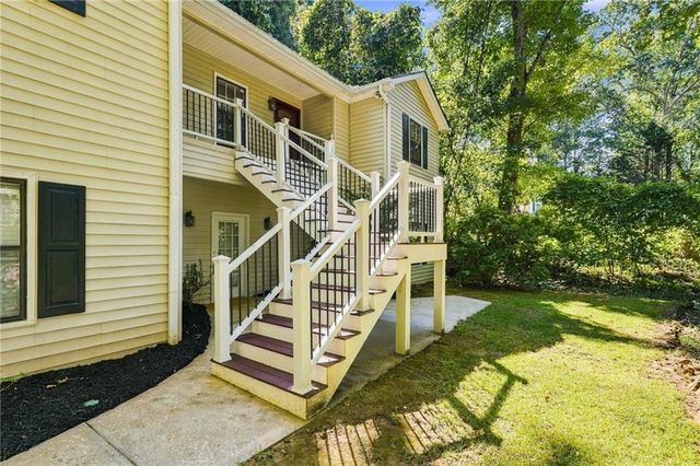 5011 Peach Mountain Circle, Gainesville, GA 30507