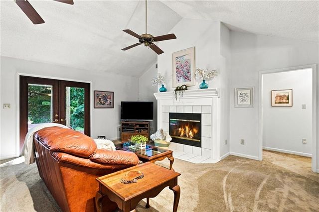 5011 Peach Mountain Circle, Gainesville, GA 30507