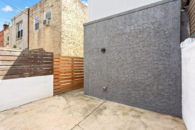 1808 S 8TH ST, Philadelphia, PA 19148