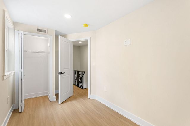1808 S 8TH ST, Philadelphia, PA 19148