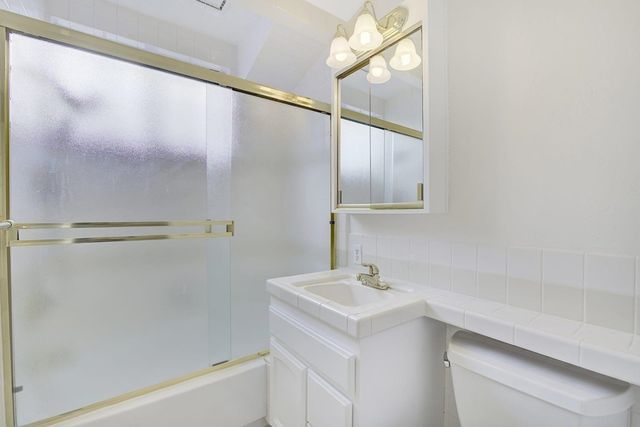 15478 Montreal St, San Leandro, CA 94579