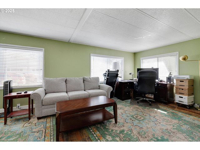 3500 Se CONCORD Rd 81, Milwaukie, OR 97267