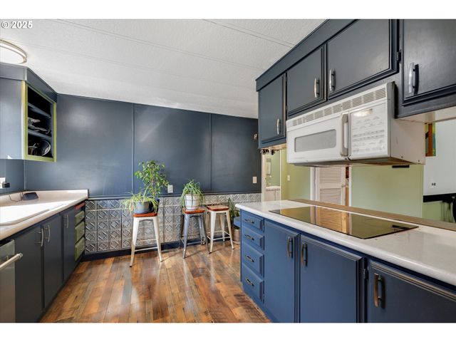 3500 Se CONCORD Rd 81, Milwaukie, OR 97267