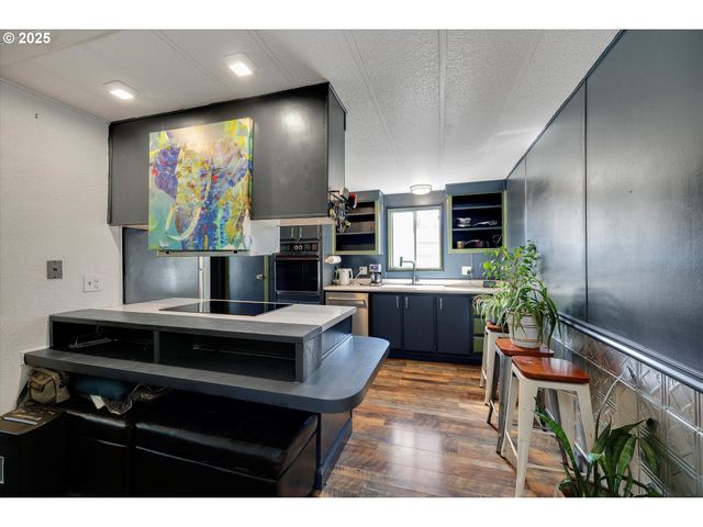 3500 Se CONCORD Rd 81, Milwaukie, OR 97267
