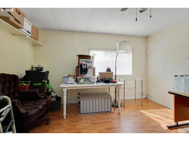 3500 Se CONCORD Rd 81, Milwaukie, OR 97267