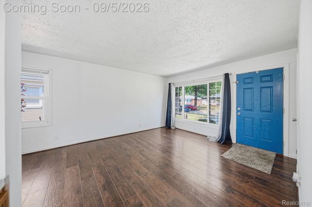 1700 Ackley Avenue, Westland, MI 48186