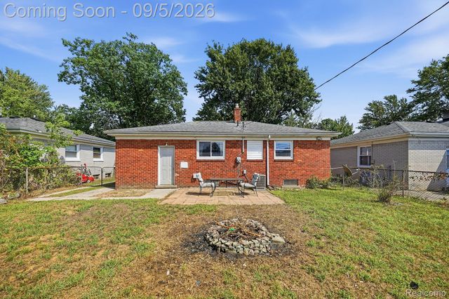 1700 Ackley Avenue, Westland, MI 48186
