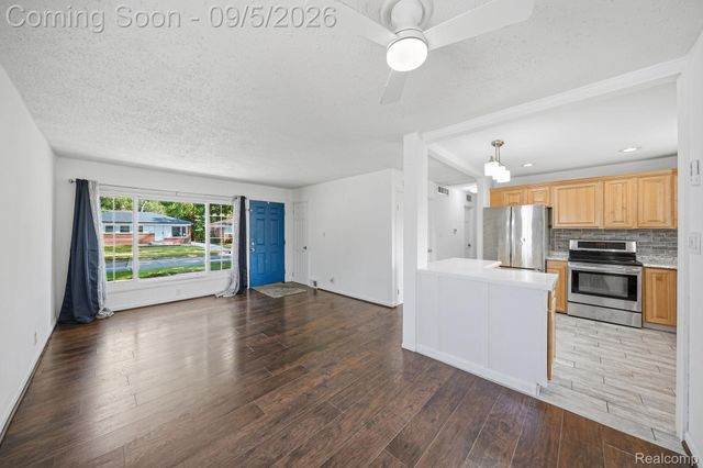 1700 Ackley Avenue, Westland, MI 48186