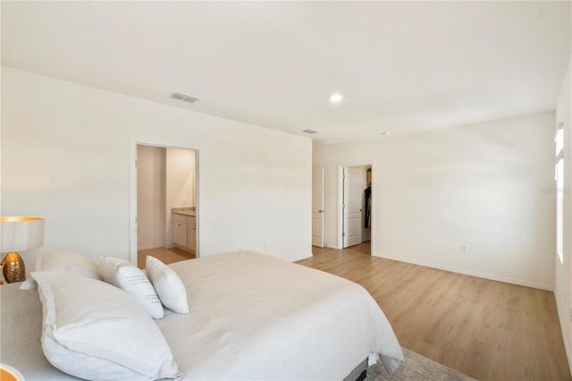 2630 ANGEL FALLS DRIVE, Davenport, FL 33837