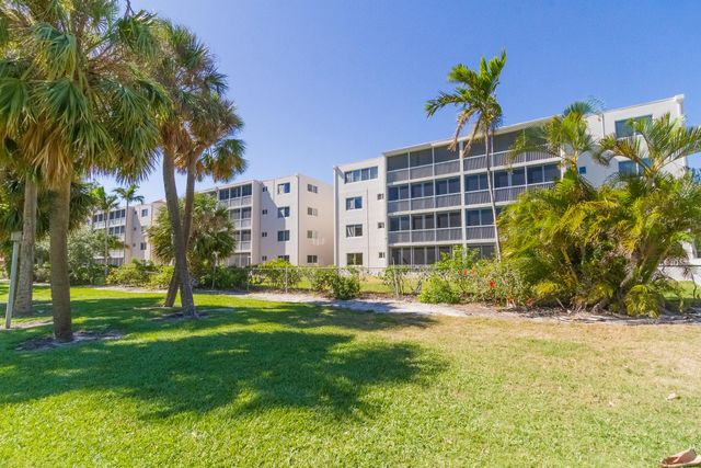 300 E Royal Palm Road 0420, Boca Raton, FL 33432