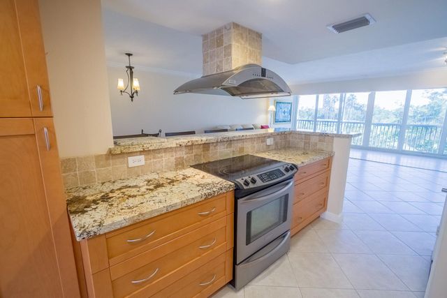 300 E Royal Palm Road 0420, Boca Raton, FL 33432