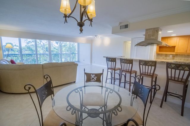 300 E Royal Palm Road 0420, Boca Raton, FL 33432