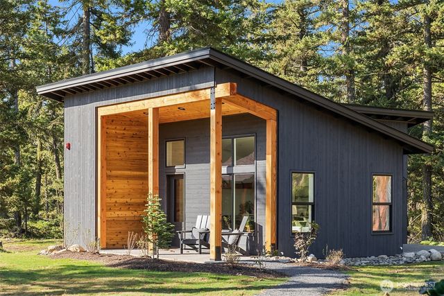 1980 Wanawish Loop, Cle Elum, WA 98922