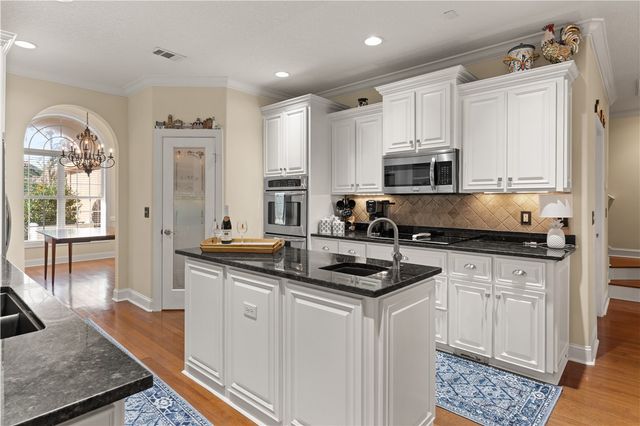 145 Riverwalk Drive, Brunswick, GA 31523