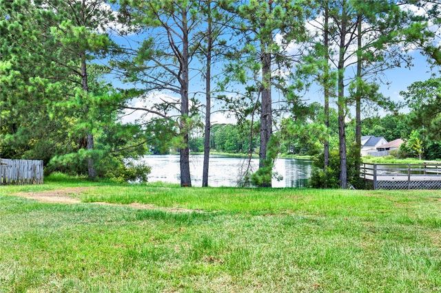 188 Berwick Lakes Boulevard, Pooler, GA 31322