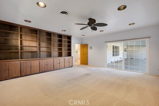 9731 Rathburn, Northridge (los Angeles), CA 91325