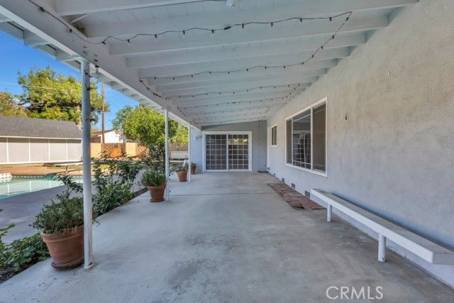9731 Rathburn, Northridge (los Angeles), CA 91325