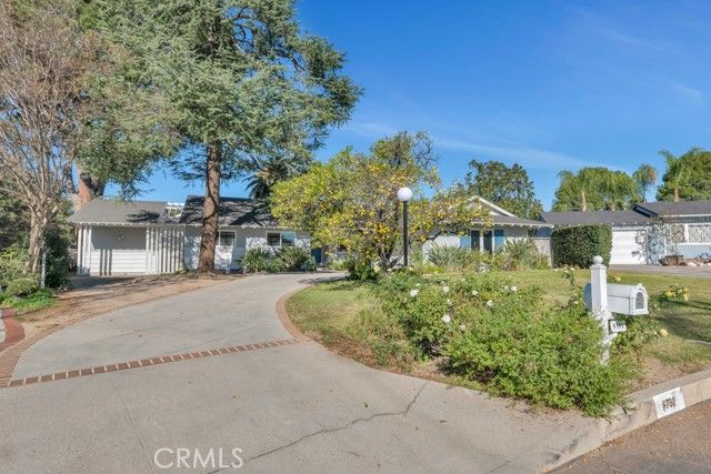9731 Rathburn, Northridge (los Angeles), CA 91325