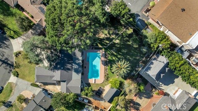 9731 Rathburn, Northridge (los Angeles), CA 91325