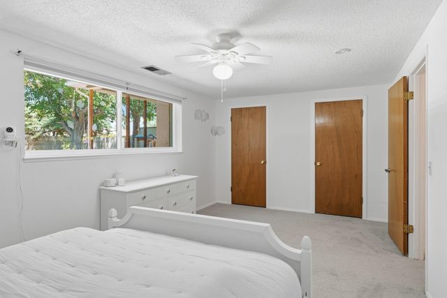7313 Pickard Avenue NE, Albuquerque, NM 87110