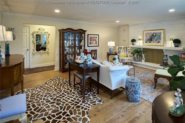 918 Lower Ridgeway Road, Charleston, WV 25314