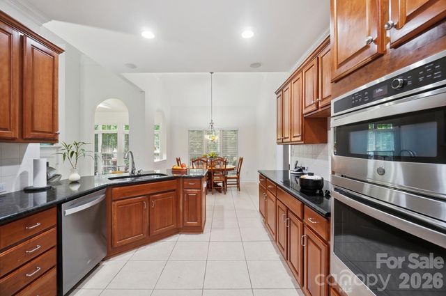 1244 Waynewood Drive, Waxhaw, NC 28173