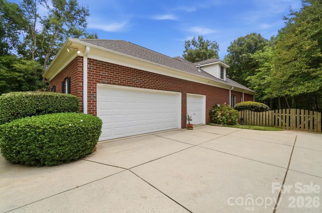 1244 Waynewood Drive, Waxhaw, NC 28173