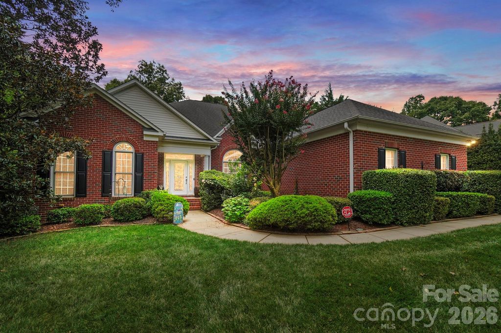 1244 Waynewood Drive, Waxhaw, NC 28173