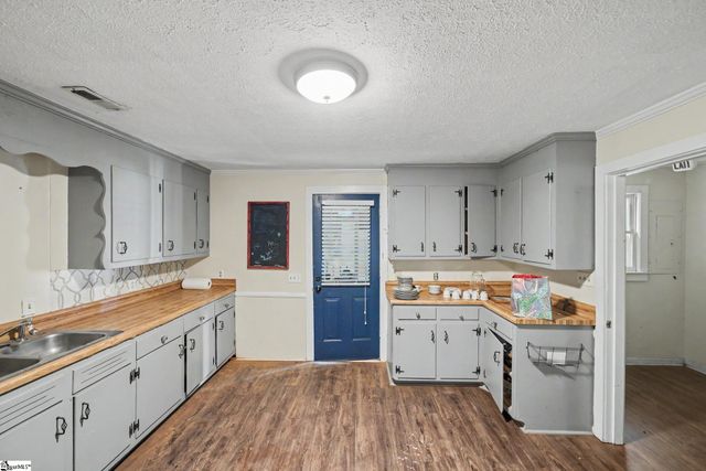 11425 Anderson Road, Greenville, SC 29611