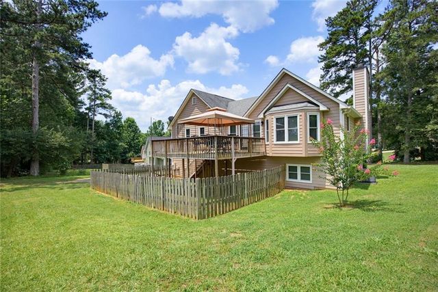 1822 Penrose Court, Powder Springs, GA 30127