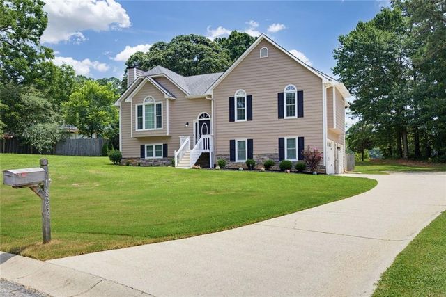 1822 Penrose Court, Powder Springs, GA 30127