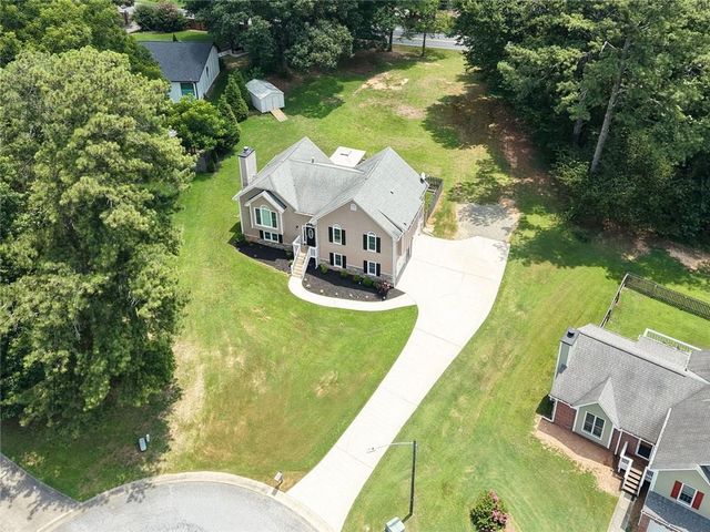 1822 Penrose Court, Powder Springs, GA 30127