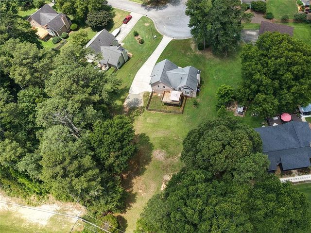 1822 Penrose Court, Powder Springs, GA 30127